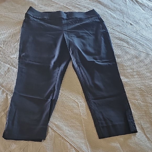 St. John's Bay Black Apparel - Picture 1 of 11